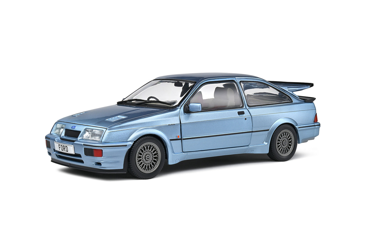 Macheta auto Ford Sierra RS500 (1987) 1:18 Solido