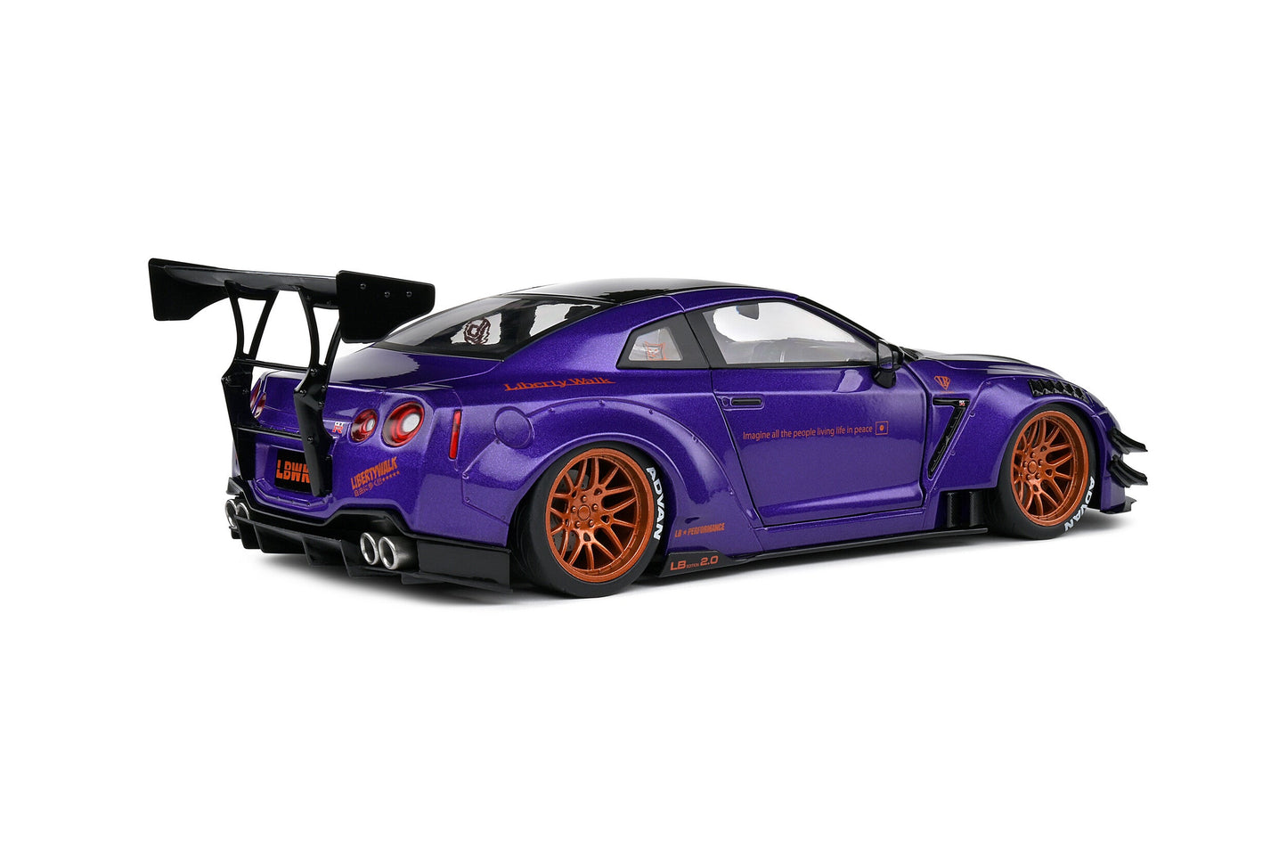 Macheta auto Nissan GT-R (R35) W Liberty Walk Body Kit 2.0 PURPLEZILLA (2022) 1:18 Solido