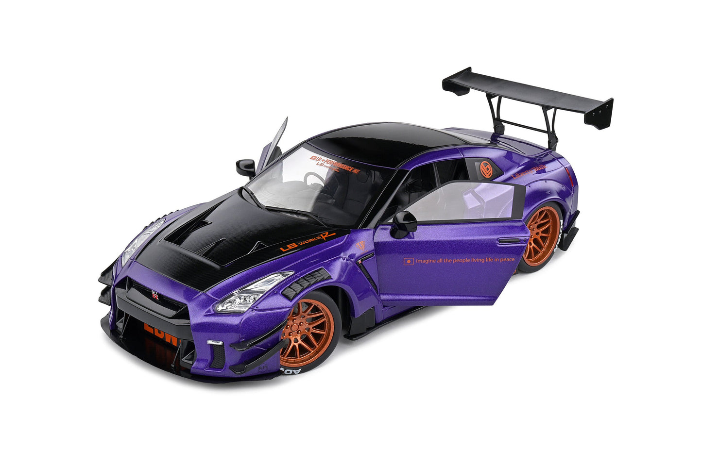 Macheta auto Nissan GT-R (R35) W Liberty Walk Body Kit 2.0 PURPLEZILLA (2022) 1:18 Solido