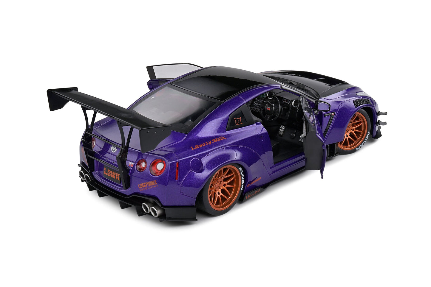 Macheta auto Nissan GT-R (R35) W Liberty Walk Body Kit 2.0 PURPLEZILLA (2022) 1:18 Solido