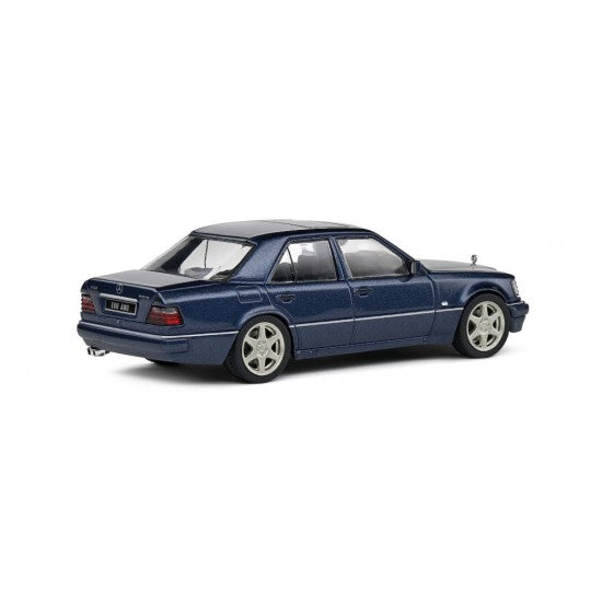 Macheta auto Mercedes-Benz (W124) E60 AMG  (1994) 1:43 Solido