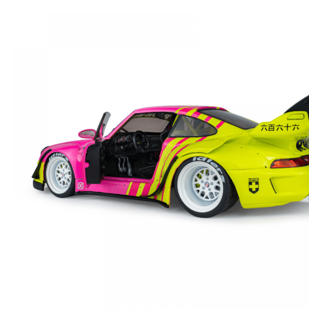 Macheta auto Porsche RWB BodyKit Pink 2024 1:18 Solido Precomanda