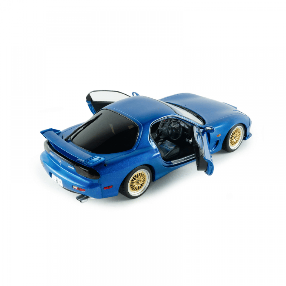 Macheta auto Mazda RX7 FD3S innocent Blue Mica 1999 1:18 Solido Precomanda