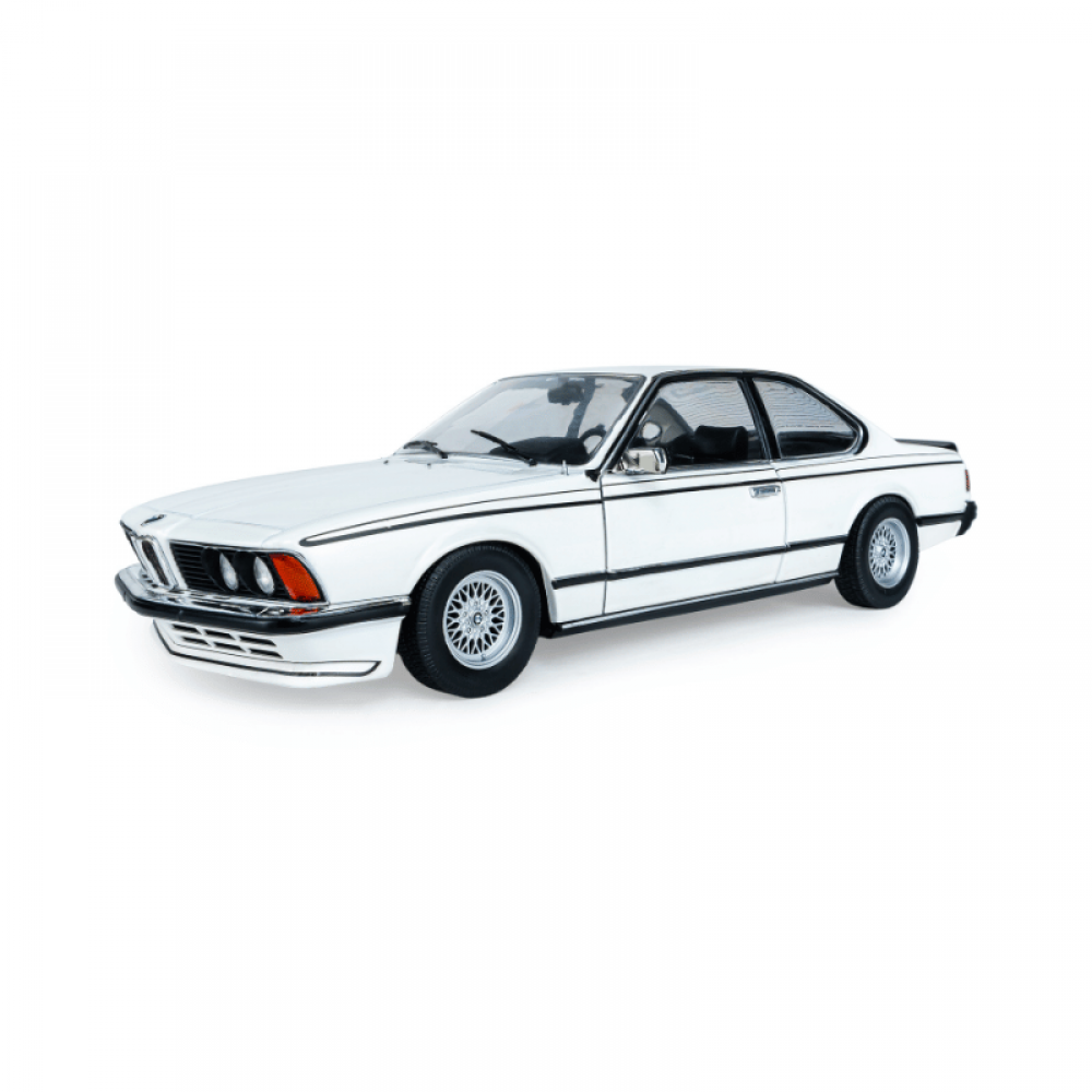 Macheta auto BMW 635 CSI White 1984 1:18 Solido Precomanda
