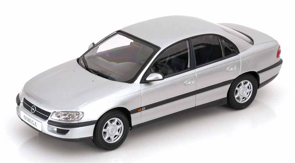 Opel Omega B 1996 model car 1:18 Triple9