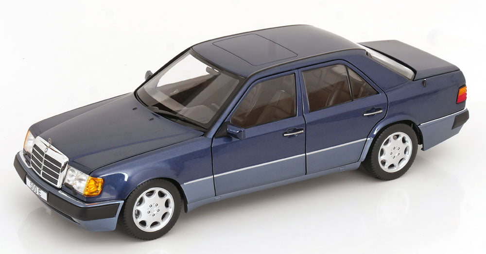 Macheta auto Mercedes-Benz 500 E W124 (1990) 1:18 Norev