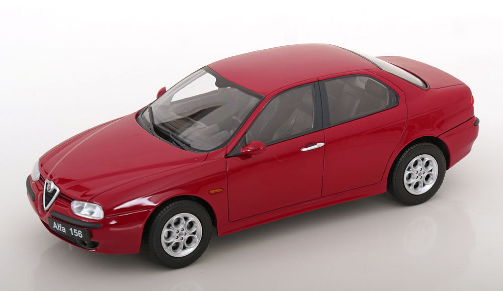 Macheta Alfa Romeo 156 1998 rosie 1:18 Triple 9