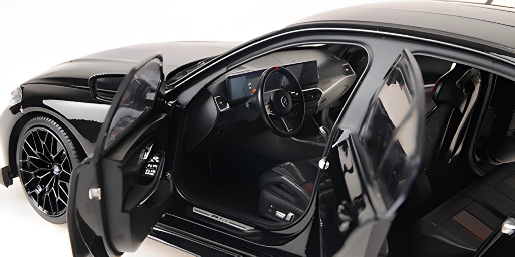 BMW M3 CS Black Metallic 2023 model car 1:18 Minichamps