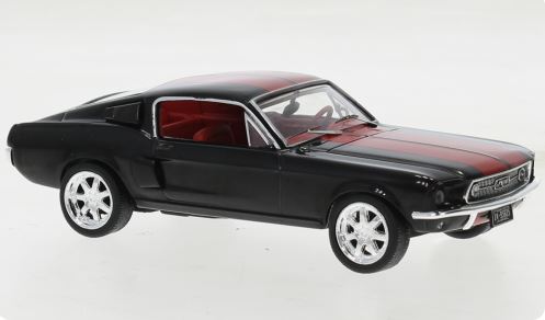 Macheta auto Ford Mustang Fastback 1:43 IXO