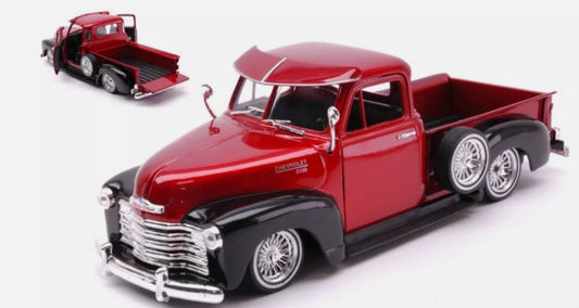 Macheta auto Chevrolet 3100 Pickup Low Rider (1953) 1:24 Welly