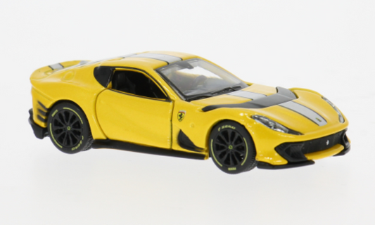 Macheta auto Ferrari 812 Competizione Galben 1:64 Maisto
