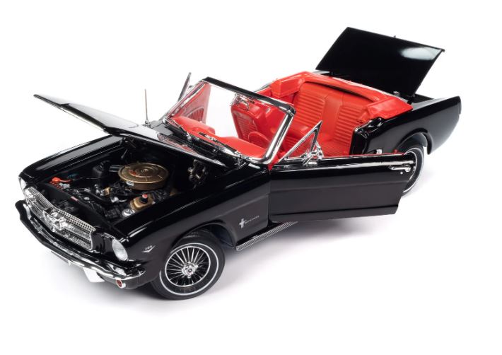 Ford Mustang Convertible (1964.5) model car 1:18 AutoWorld