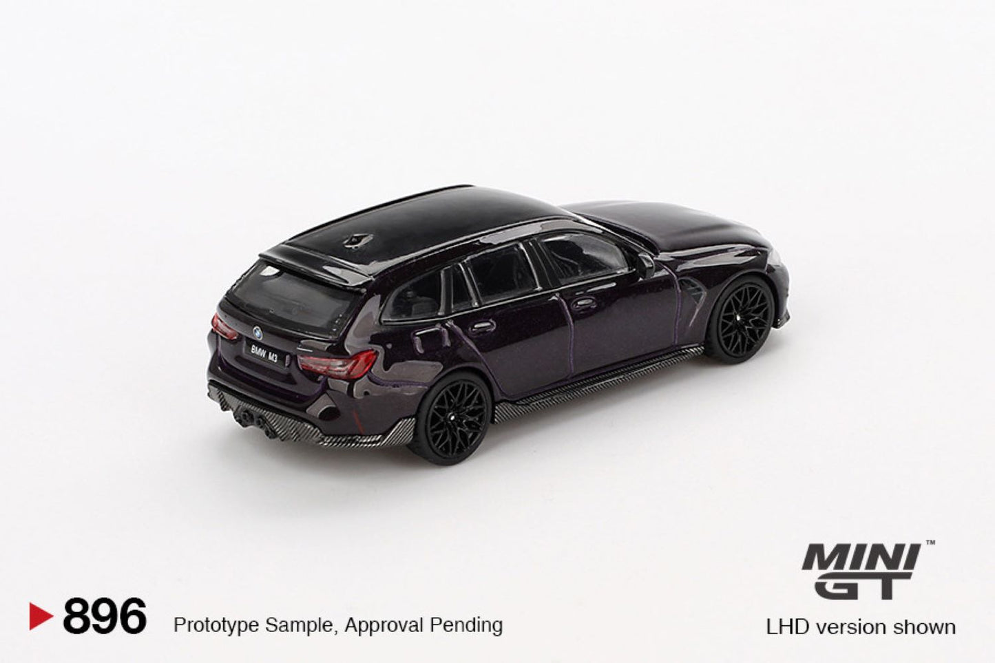 Macheta auto BMW M3 Touring (G81) M Performance, Daytona Violet, 2024 (LHD) 1:64 MIniGT