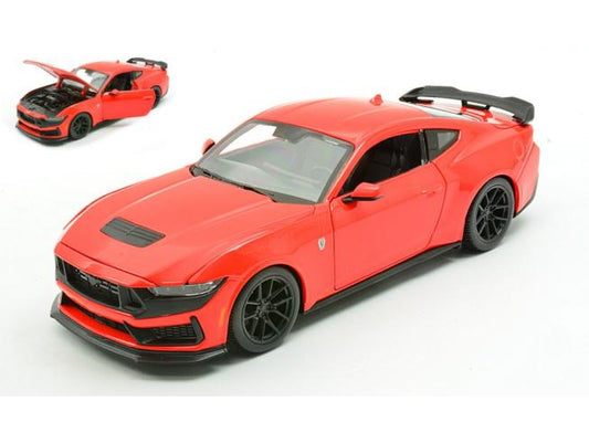 Macheta auto Ford Mustang Dark Horse Coupe (2024) 1:24 Maisto