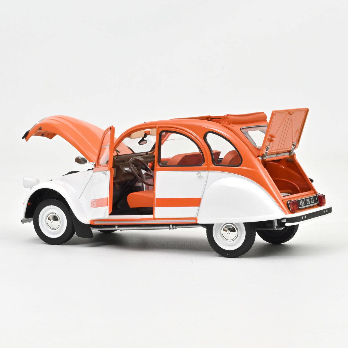 Macheta auto Citroen 2CV Spot 1976 1:18 Norev