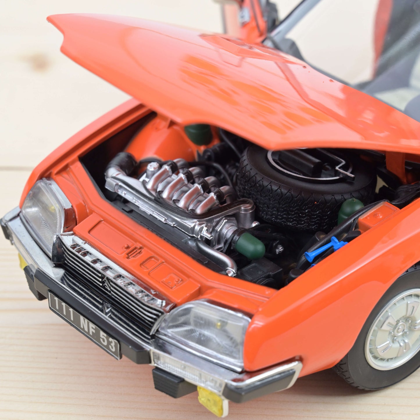 Macheta auto Citroen CX 2400 GTi (1977) 1:18 Norev