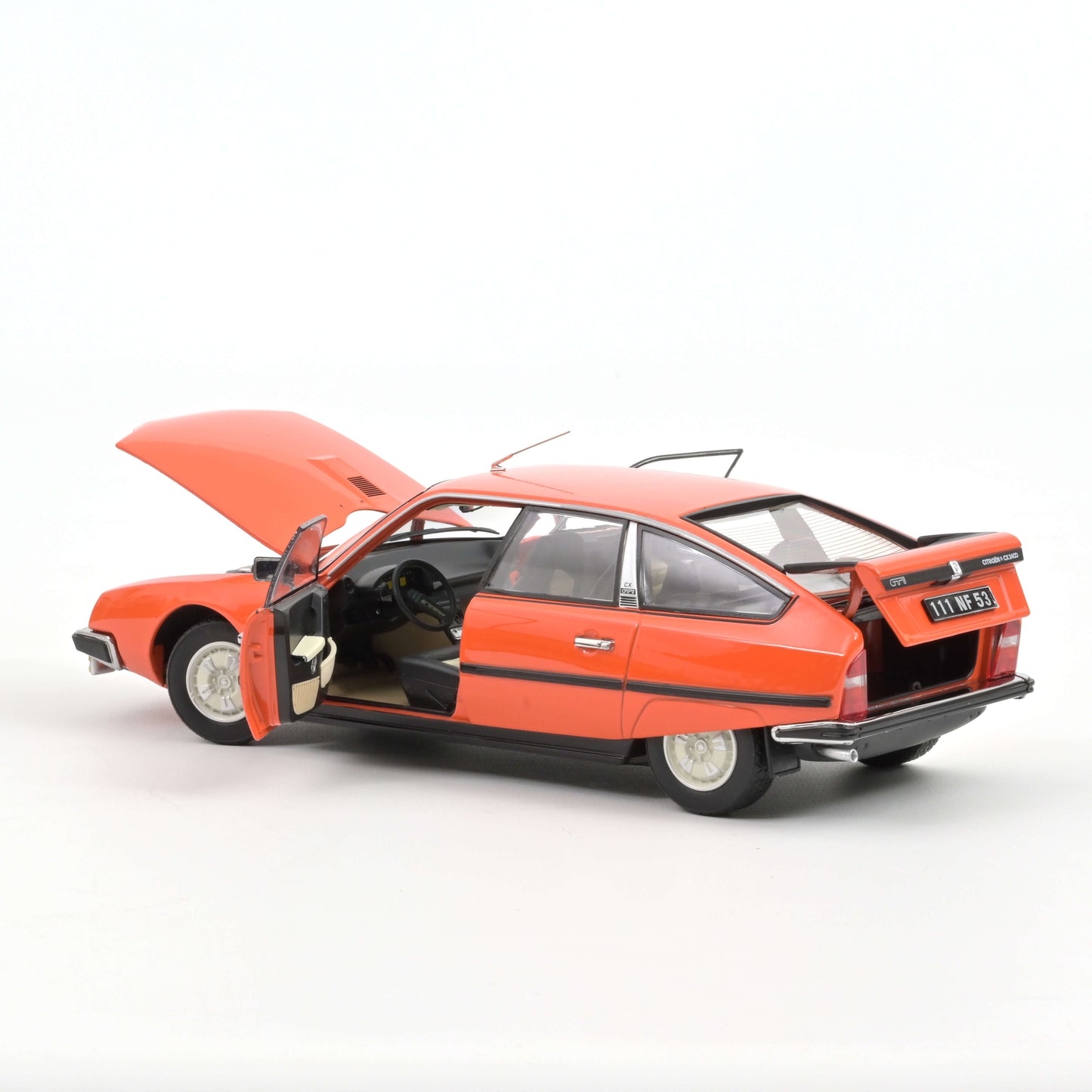 Macheta auto Citroen CX 2400 GTi (1977) 1:18 Norev