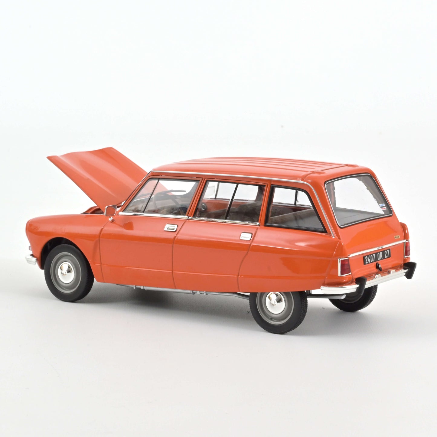 Macheta auto Citroen Ami 8 Break (1975) 1:18 Norev