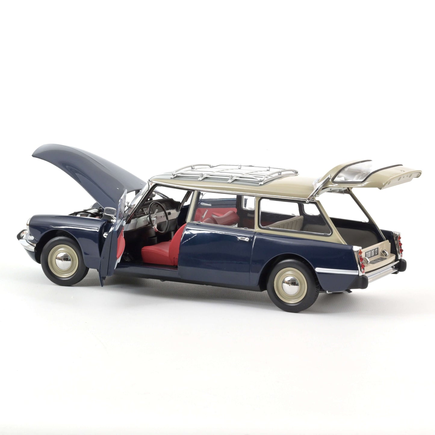 Macheta auto Citroen ID 19 Break (1967) 1:18 Norev