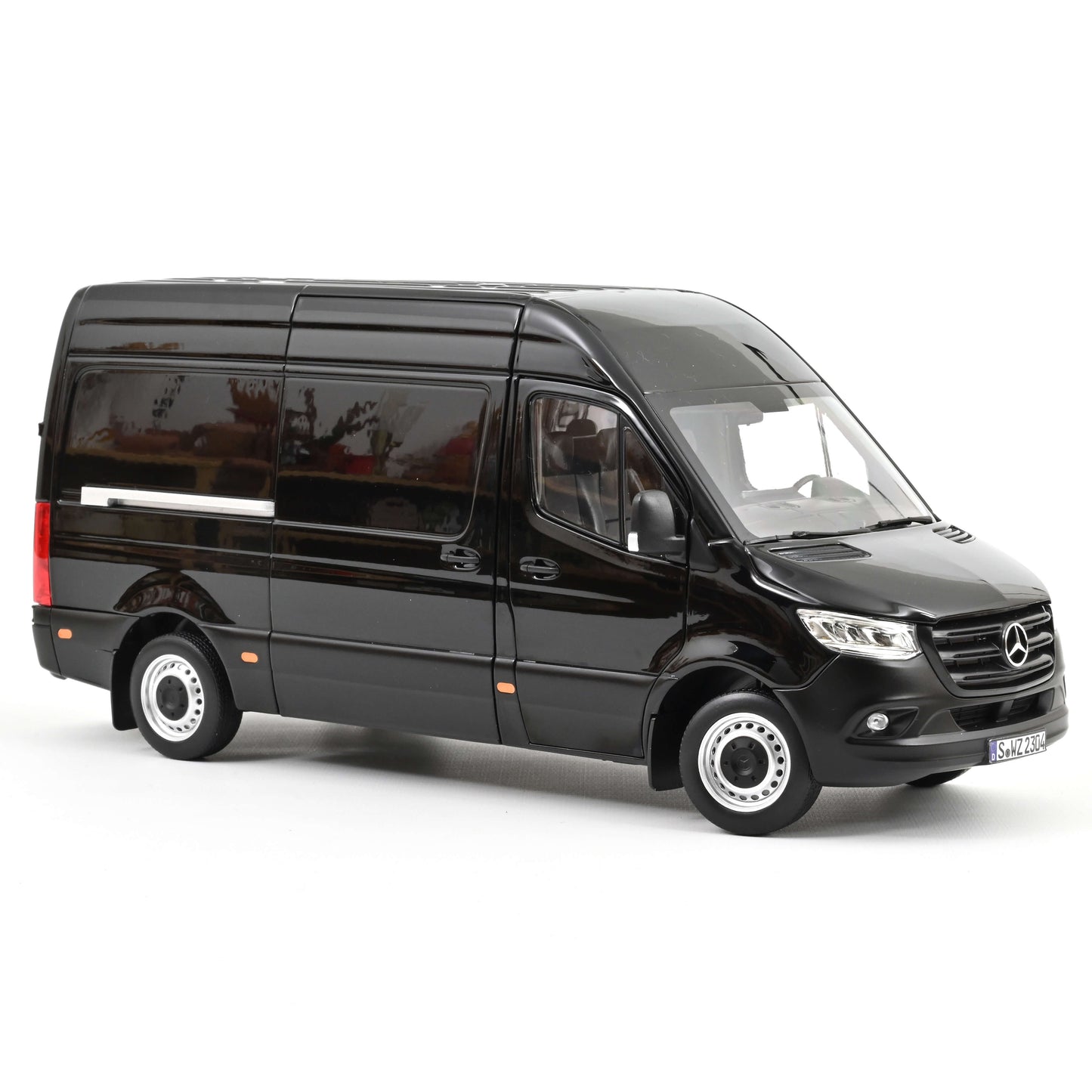 *Pre-order Mercedes-Benz Sprinter, Black, 2018 1:18 Norev model car