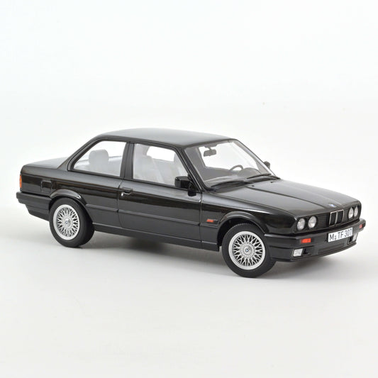 Macheta auto BMW 325i (1988) 1:18 Norev