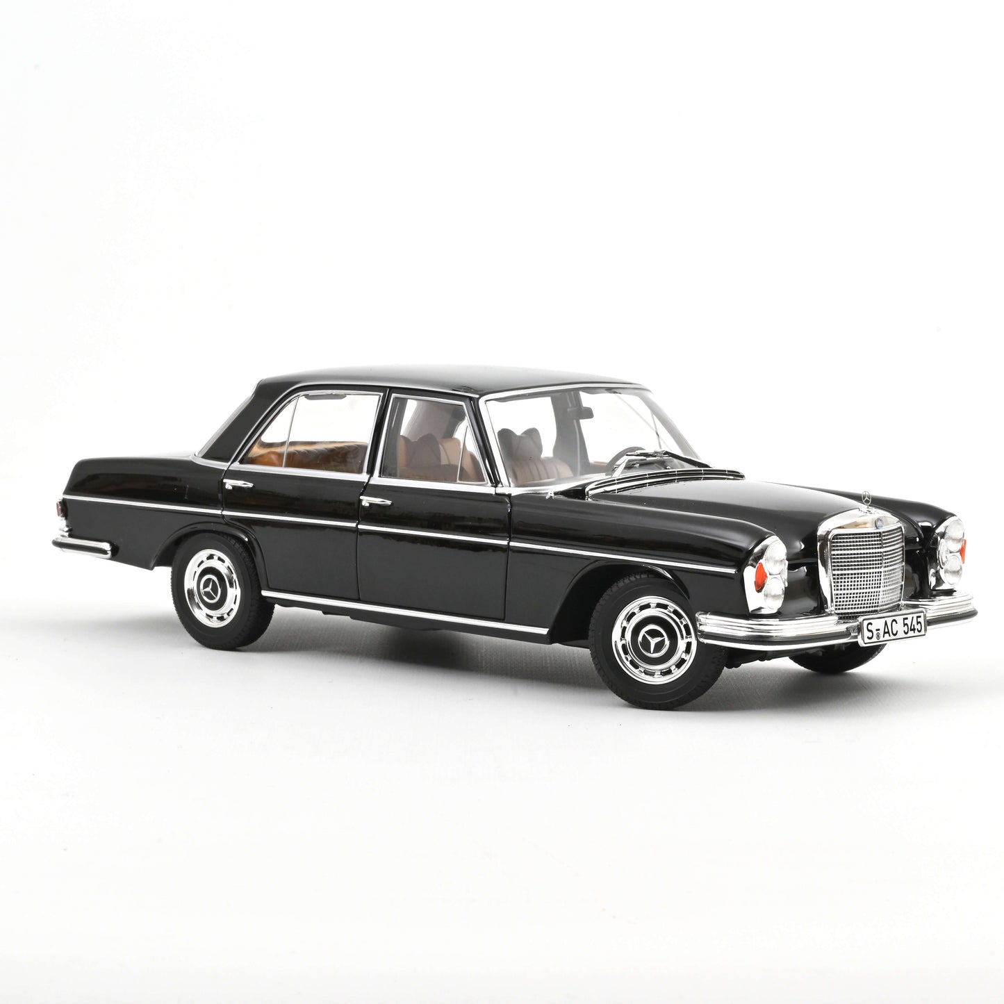*Precomanda Macheta auto Mercedes-Benz 280 SE 1968 Black 1:18 Norev