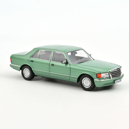 Macheta auto Mercedes-Benz 560 SEL (1991) 1:18 Norev