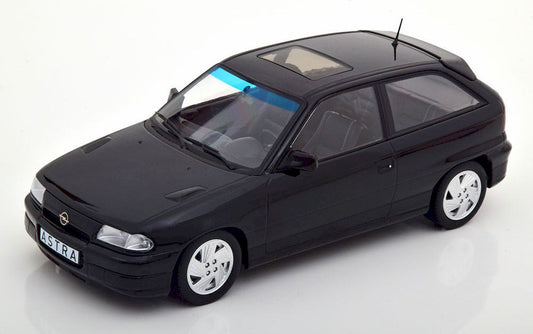 Macheta auto Opel Astra F GSI 1992 1:18 Norev