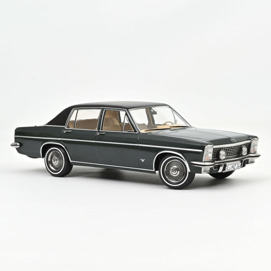 Macheta auto Opel Diplomat V8 1969 Cedar Green 1:18 Norev