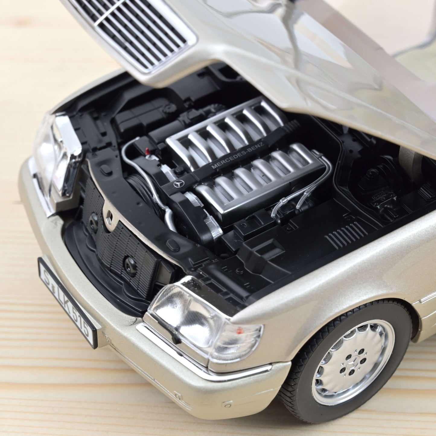 Macheta auto Mercedes-Benz S600 (1997) 1:18 Norev