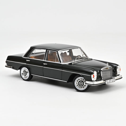 Macheta auto Mercedes-Benz 280 SE (1968) 1:18 Norev