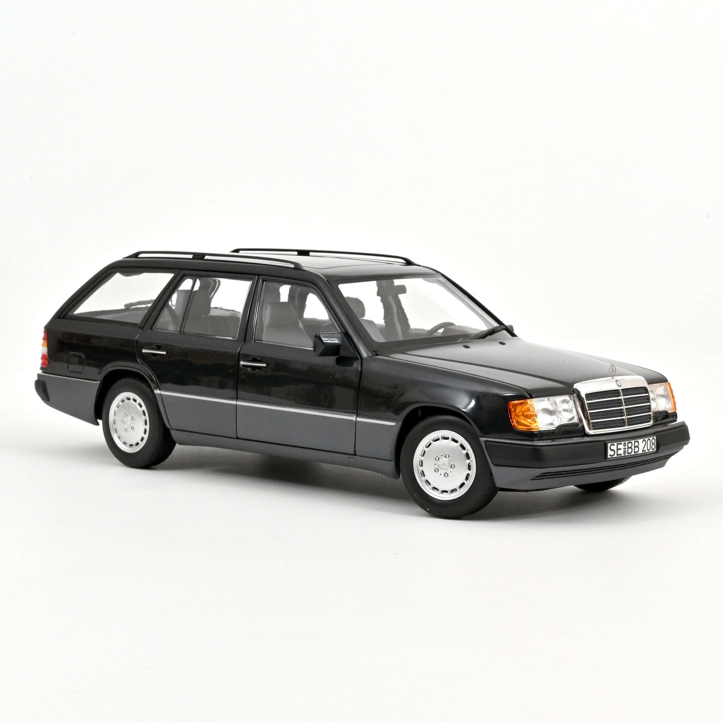 Macheta auto Mercedes-Benz 300 D T-Modell 1990 Blueblack metallic 1:18 Norev