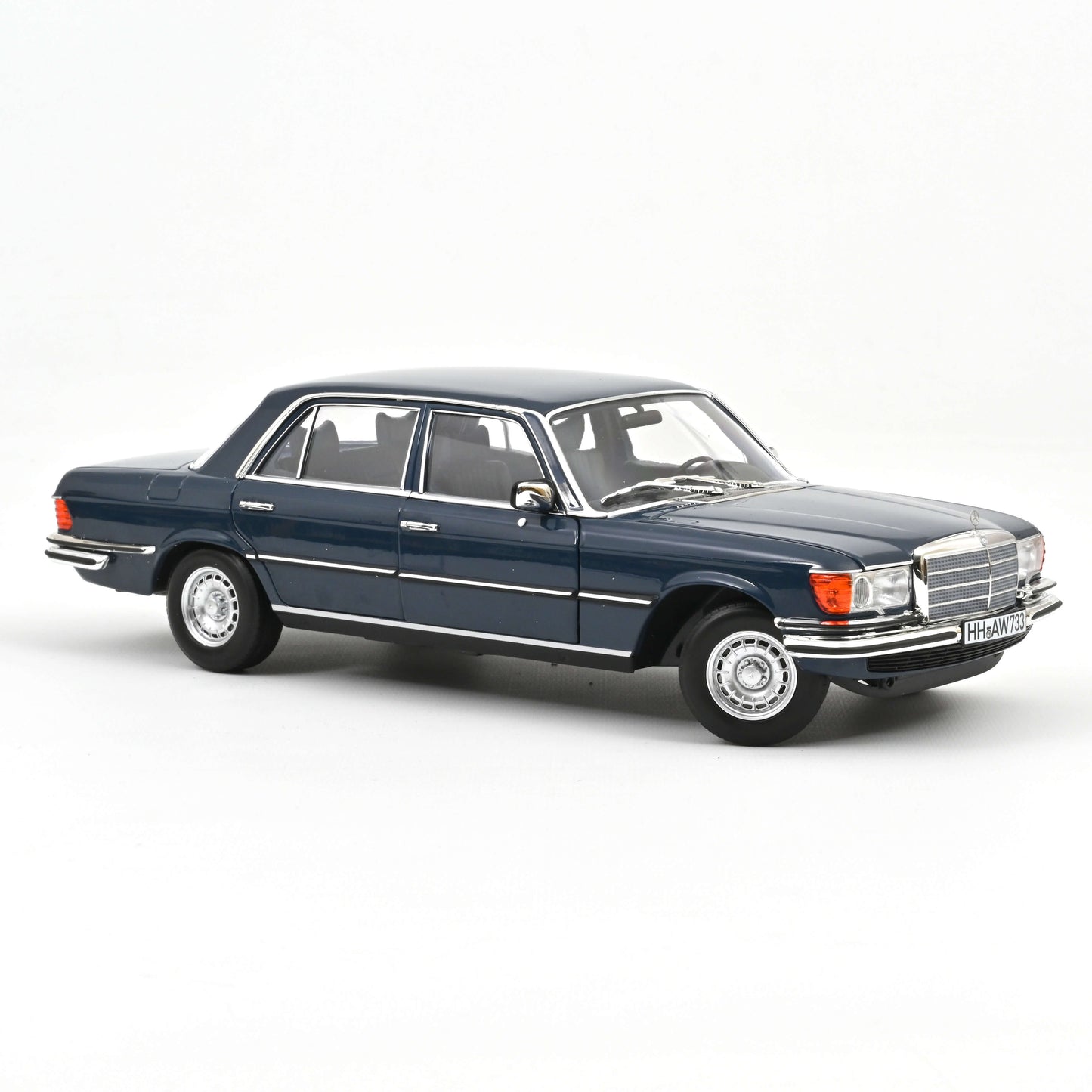 *Precomanda Macheta auto Mercedes-Benz 350 SEL 1979 Hansa Blue 1:18 Norev