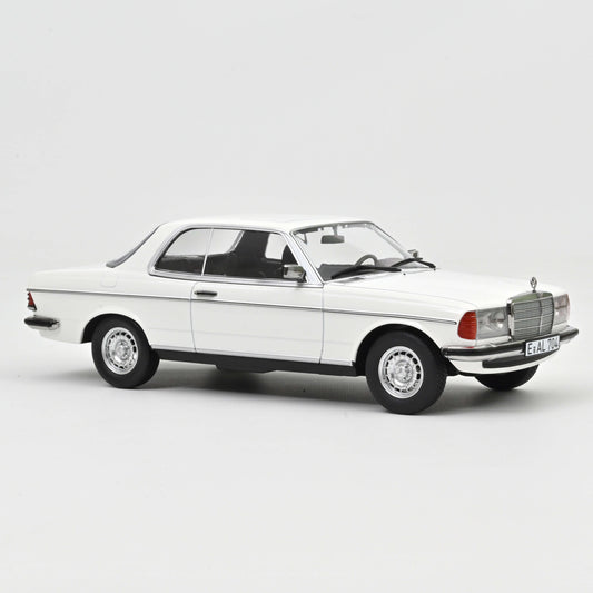 Macheta auto Mercedes-Benz 280 CE 1980 Classic White 1:18 Norev