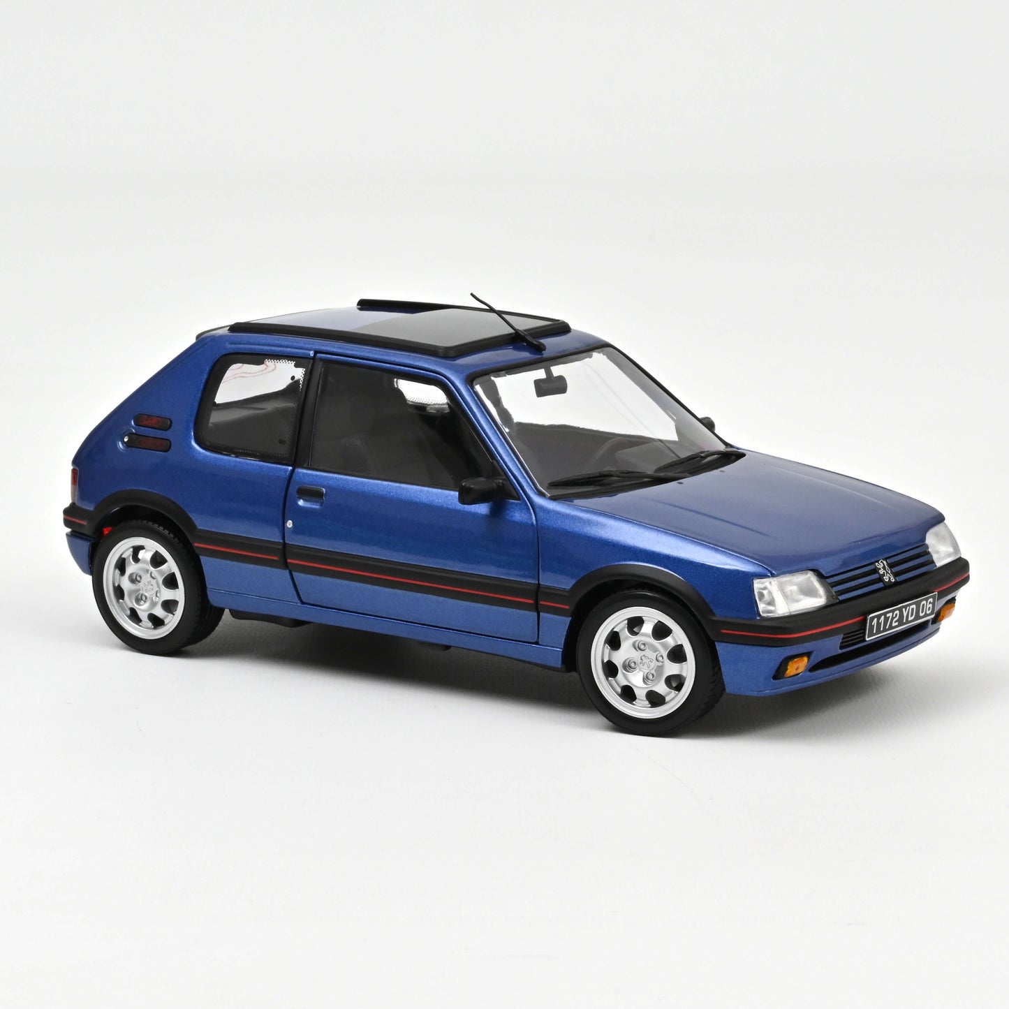 Macheta auto Peugeot 205 GTi 1.9 with windowroof (1992) 1:18 Norev