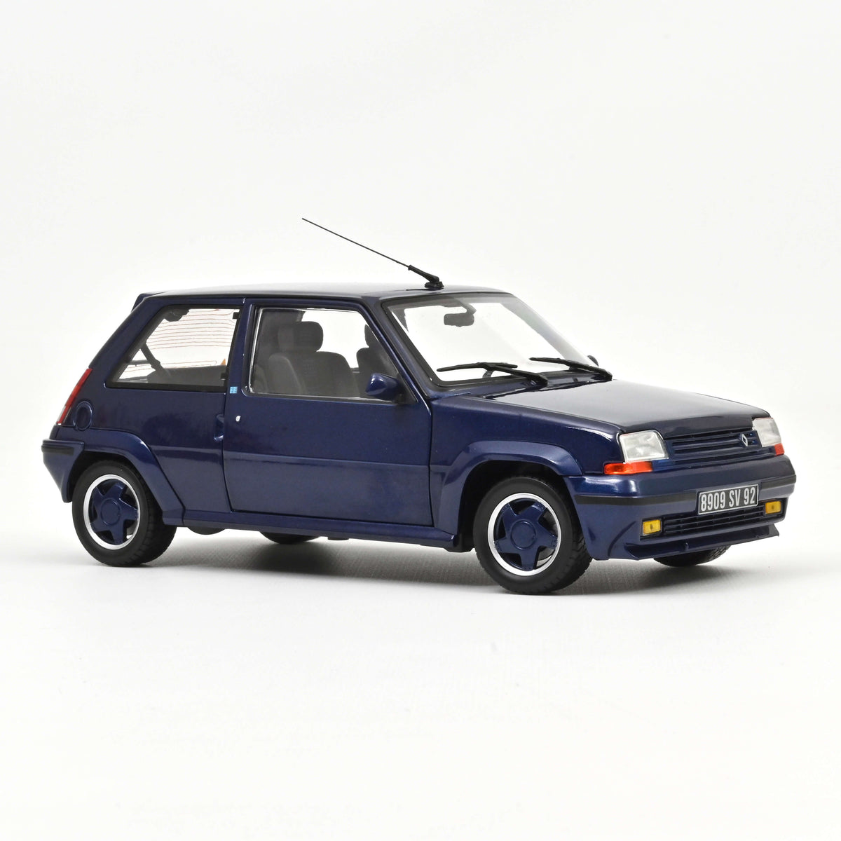 Macheta auto Renault Supercinq GT Turbo 1989 Alain Oreille 1:18 Norev