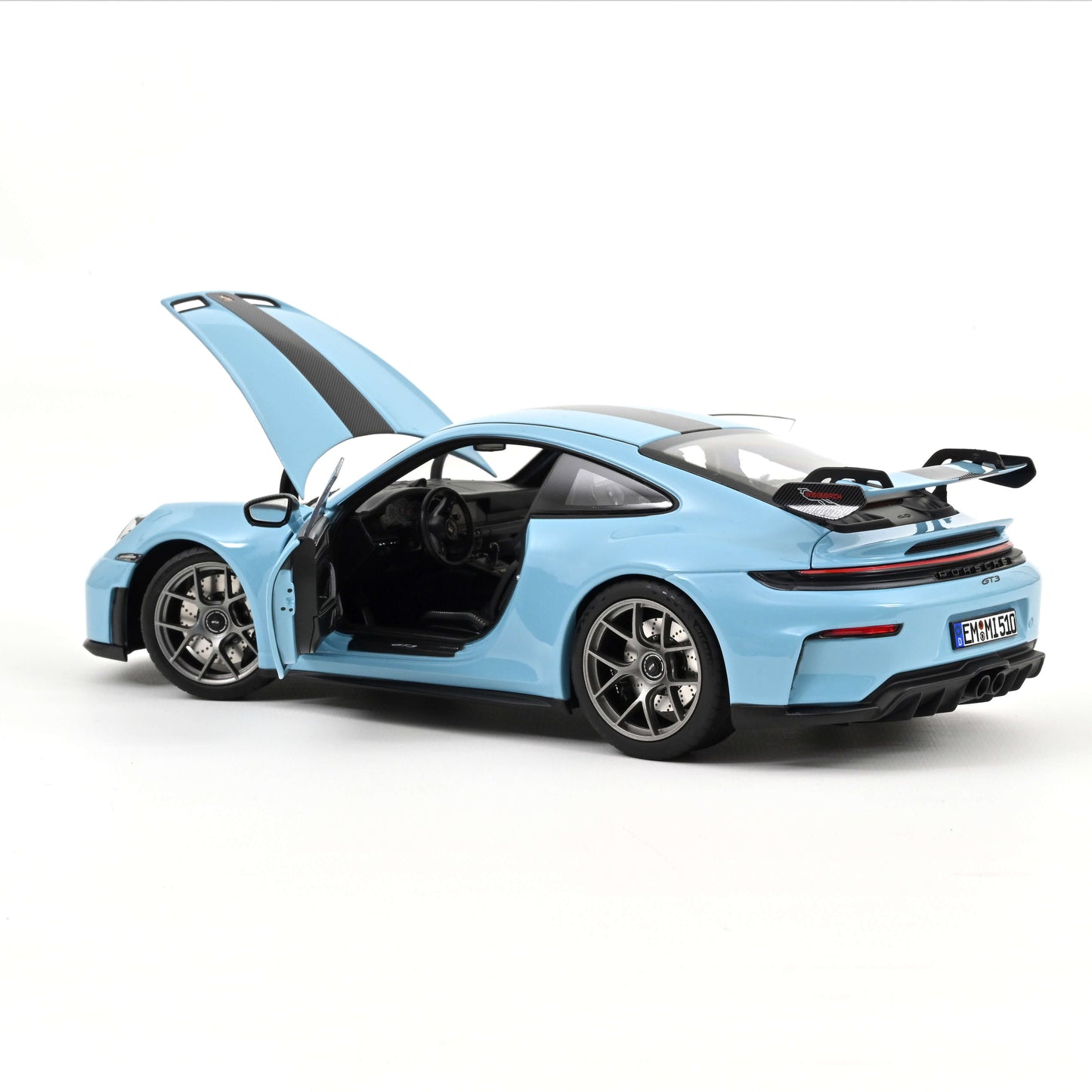 *Precomanda Macheta auto Porsche 911 GT3 w/Weissach Pack 2025 Gulfblue 1:18 Norev