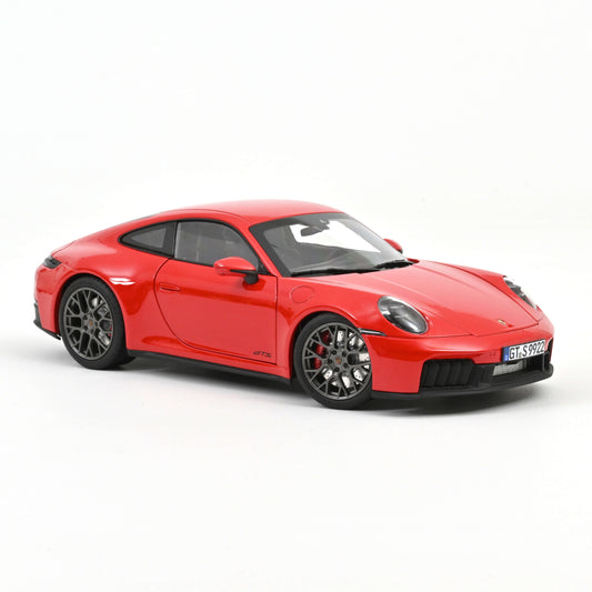 *Precomanda Macheta auto Porsche 911 Carrera 4 GTS 2025 Guards Red  1:18 Norev