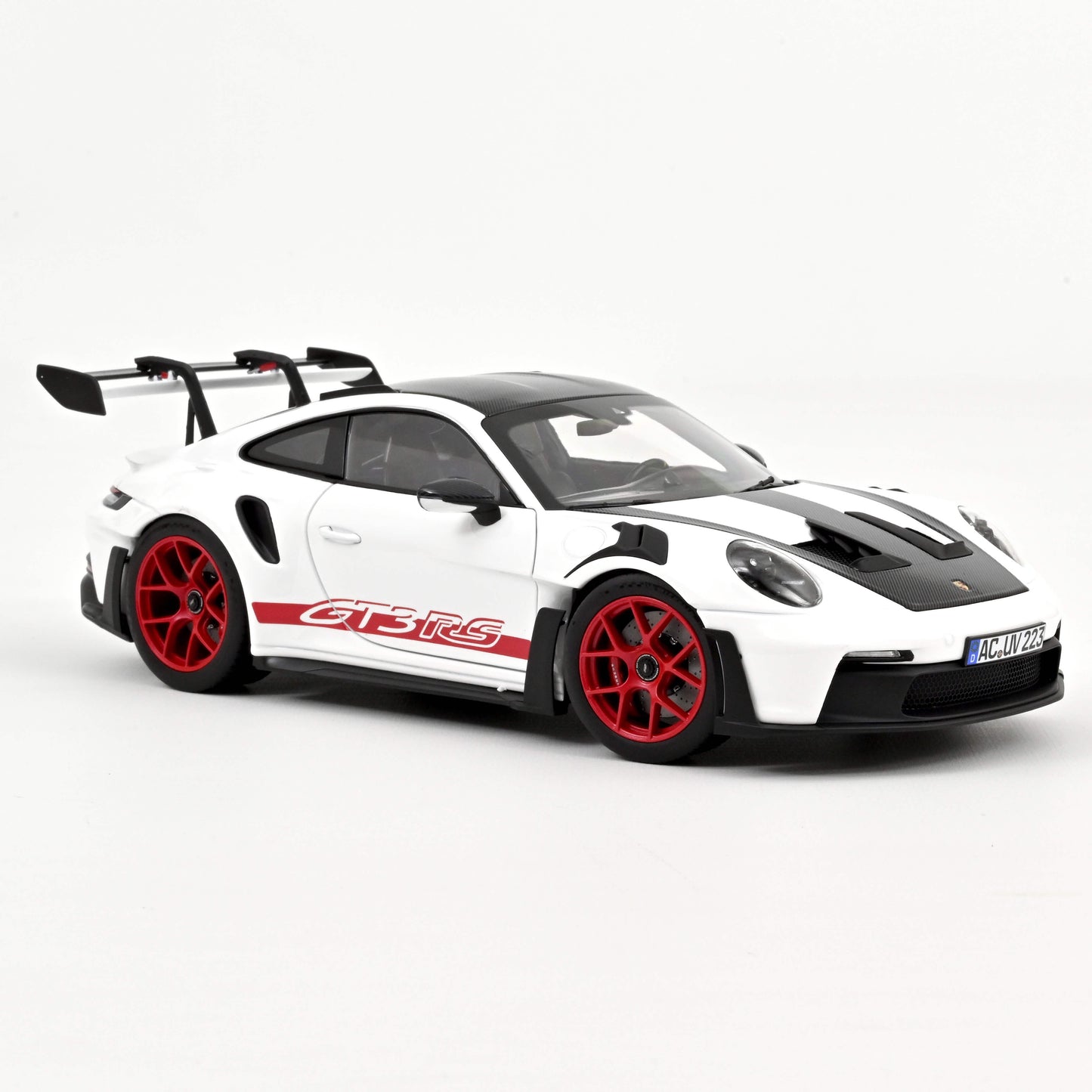 *Precomanda Macheta auto Porsche 911 GT3 RS w/Weissach Pack 2022 White/Pyro Red 1:18 Norev