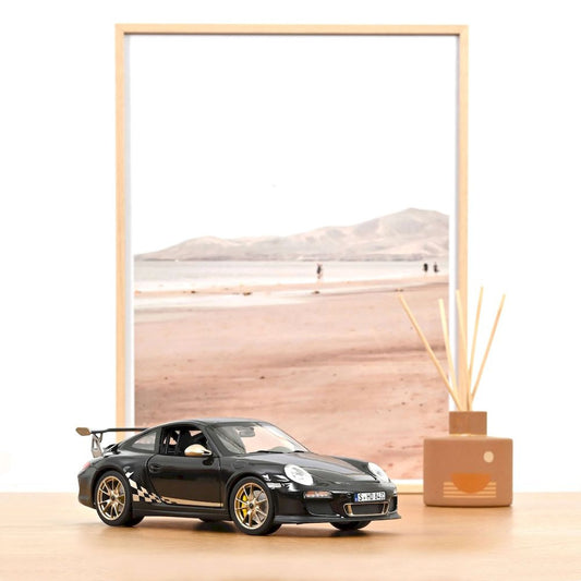 Macheta auto Porsche 911 GT3 RS, Black and White Gold Metallic, 2009 1:18 Norev