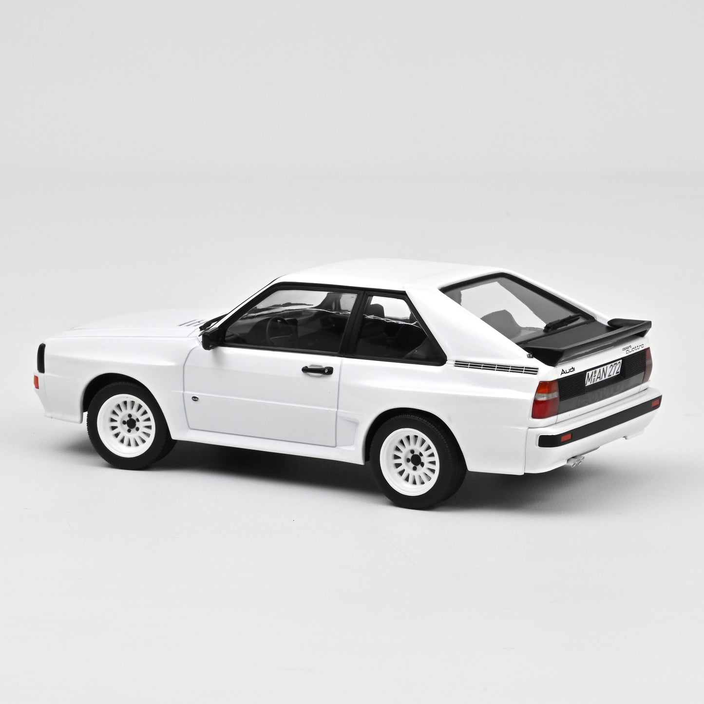 Macheta auto Audi Sport Quattro (1985) 1:18 Norev