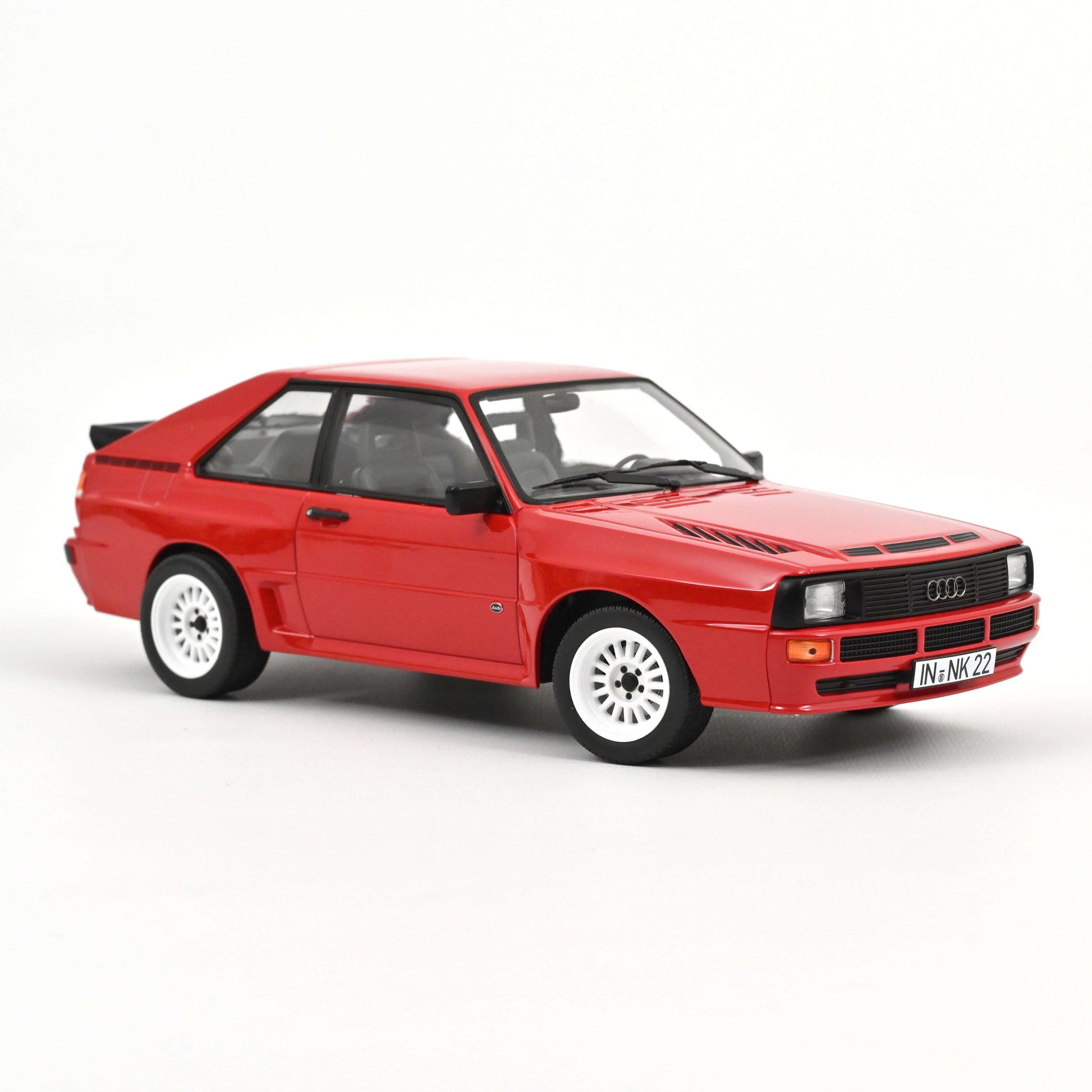 Macheta Audi Sport quattro 1985 Tornado Red 1:18 Norev