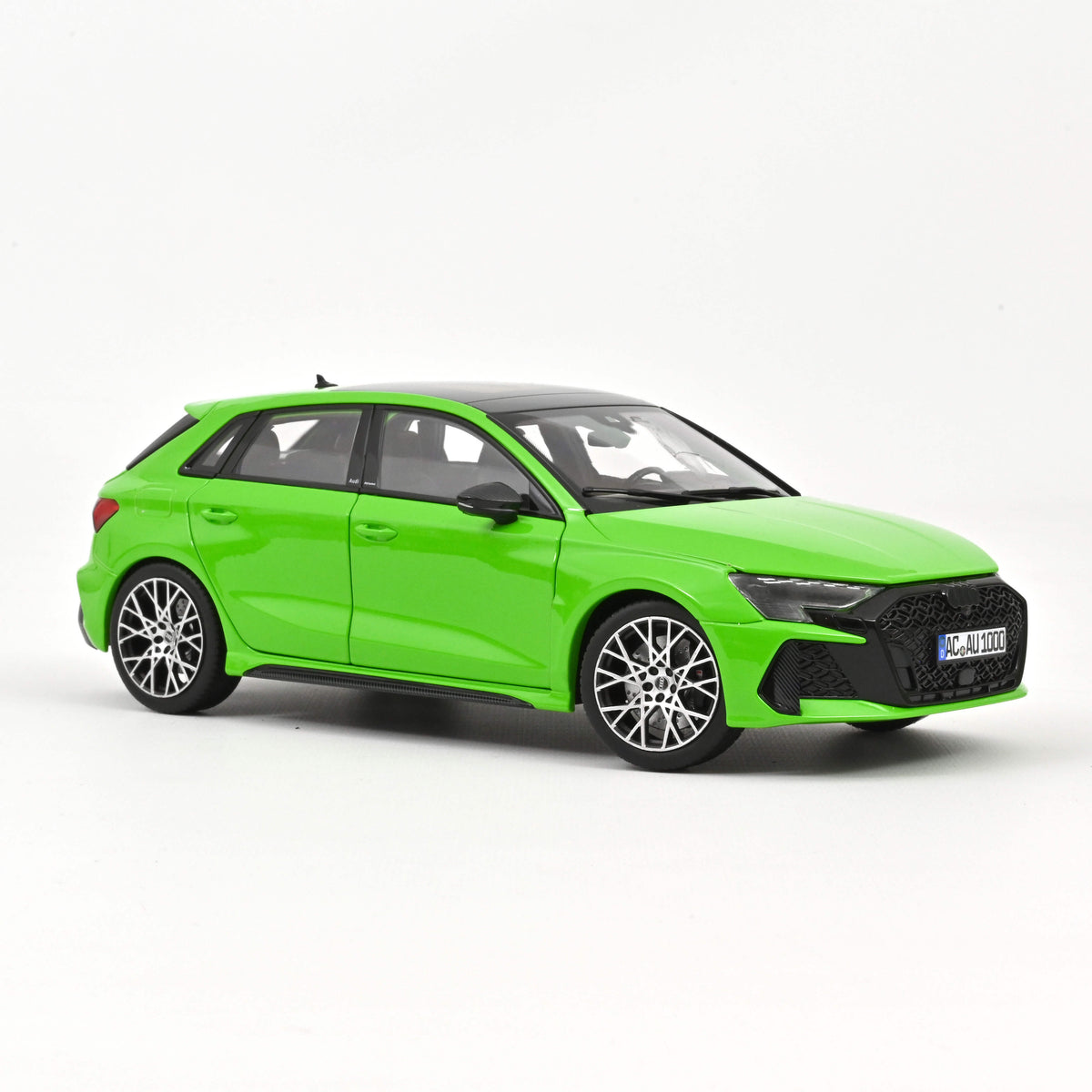 Macheta auto Audi RS 3 Sportback 2025 Kyalami Green 1:18 Norev