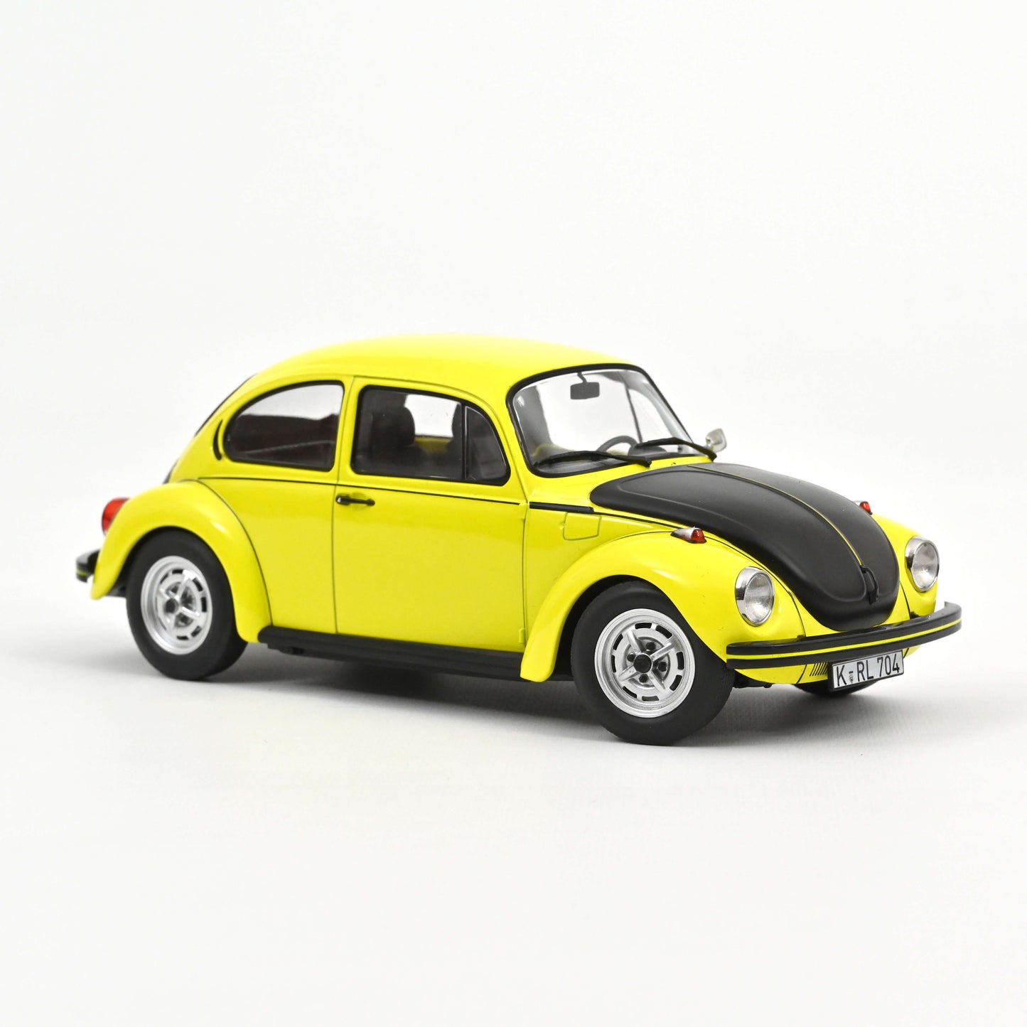 Macheta auto Volkswagen 1303 1973 Yellow/Black 1:18 Norev