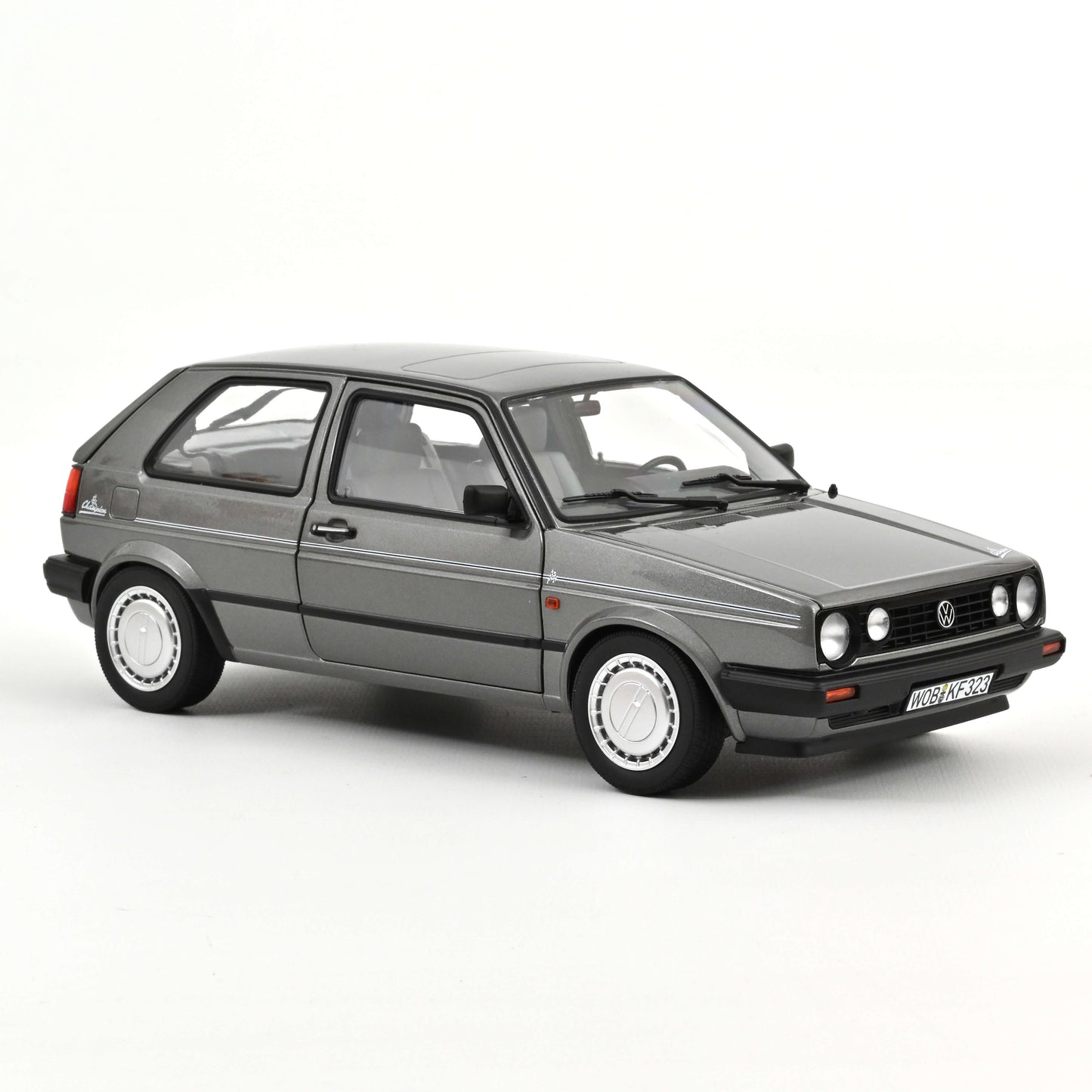 *Pre-order Volkswagen Golf Champion, Grey Metallic, 1989 1:18 Norev model car