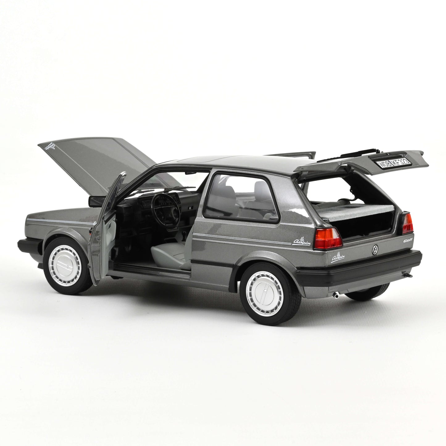 *Pre-order Volkswagen Golf Champion, Grey Metallic, 1989 1:18 Norev model car