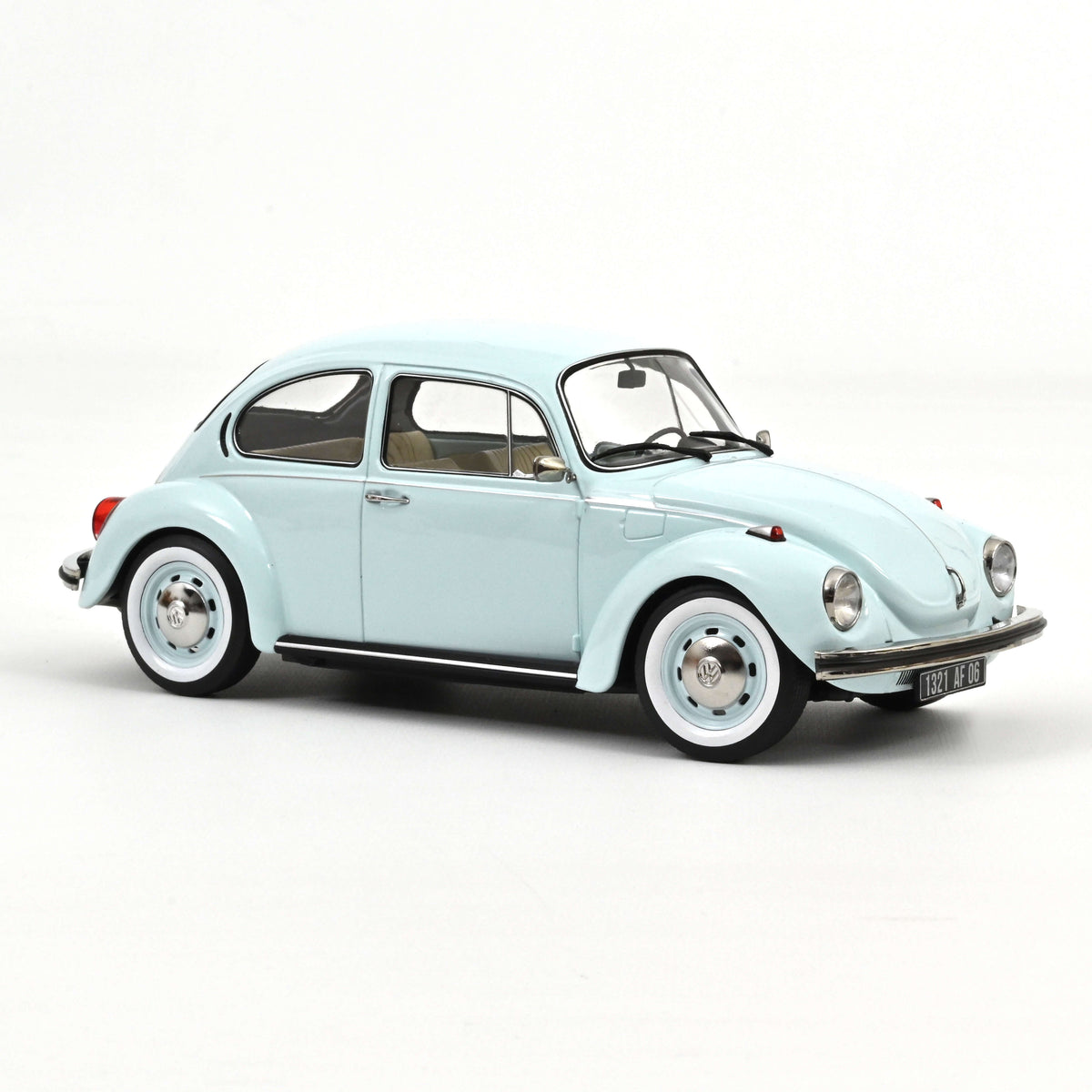 Macheta auto Volkswagen 1303 1973 Pastel Blu 1:18 Norev