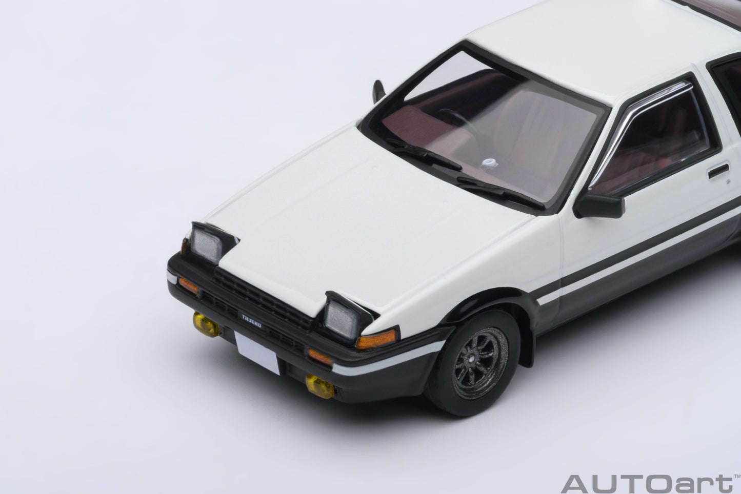 Macheta auto Toyota Sprinter Trueno (AE86) “Initial D” 1:64 AutoArt