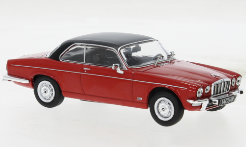 Macheta auto Jaguar XJ12 Coupe 1:43 IXO