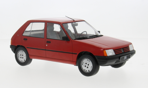 Peugeot 205 1984 1:18 MCG model car